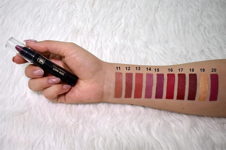 رنگ بندی رژلب مدادی